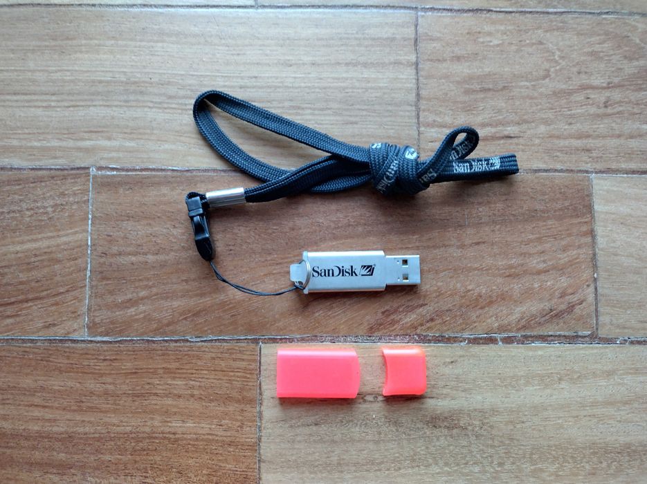 Pen Drive USB SanDisk - 512Mb