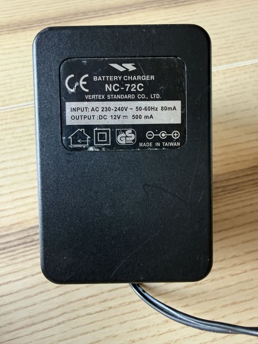 Radiotelefon Yaesu VX-8R