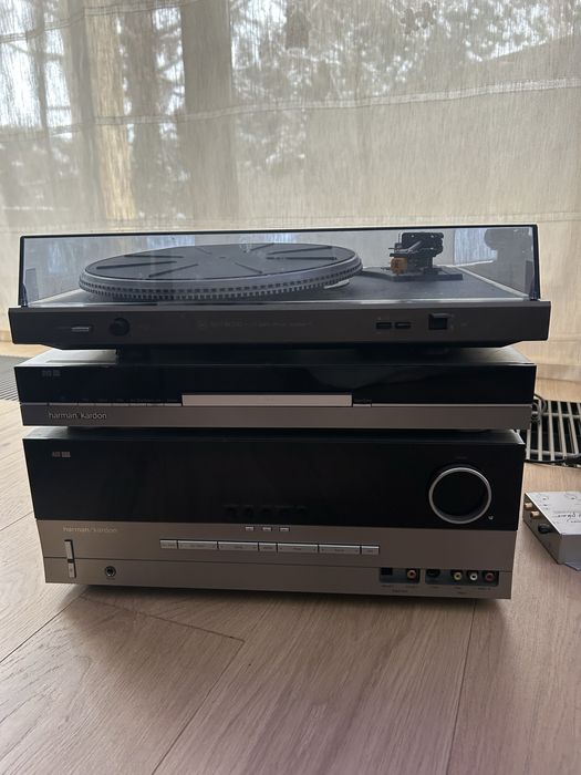 Harman Kardon - amplituner i dvd. Fonica - gramofon z przedwmacniaczem