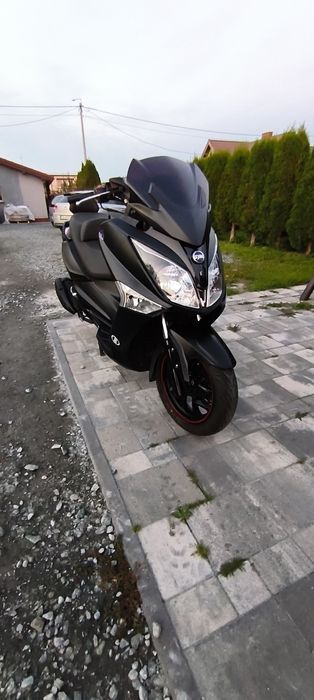 Sym