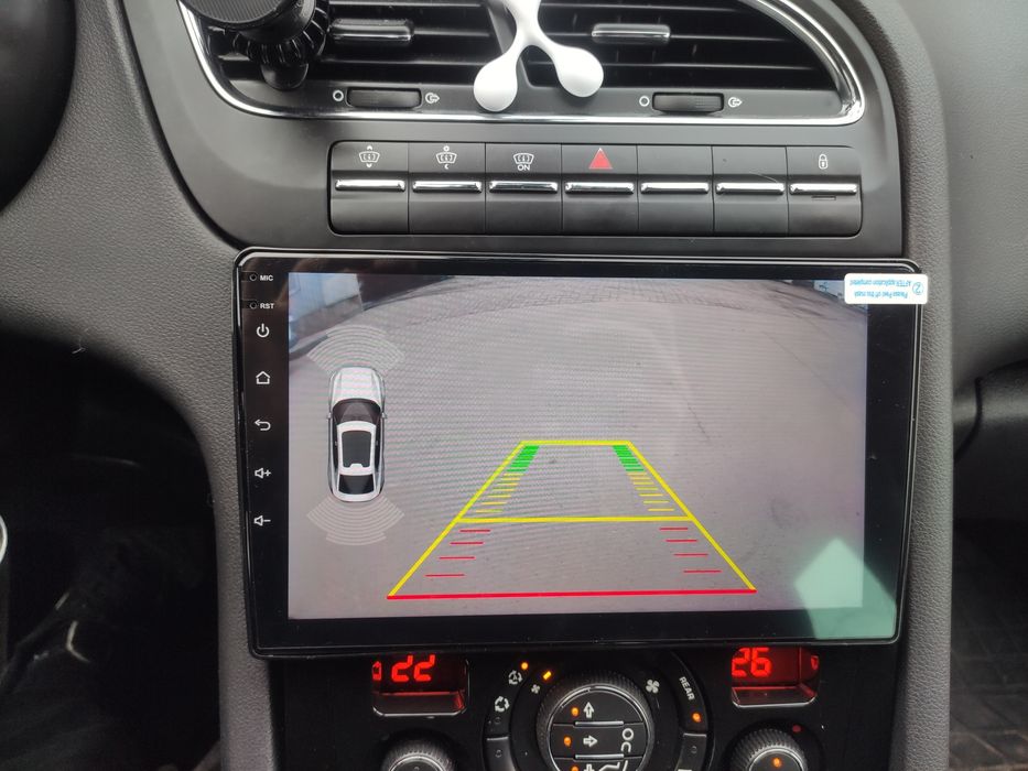 Штатная магнитола Peugeot 5008 4GB /32GB CarPlay Androidauto