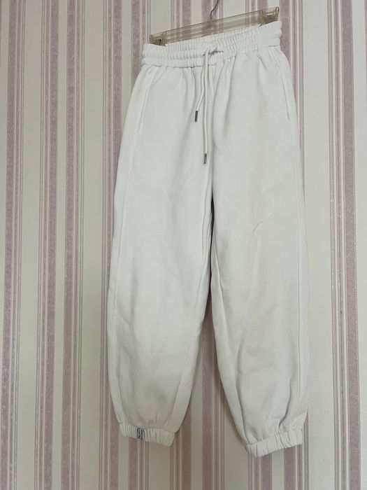 Теплі спортивні штани жіночі