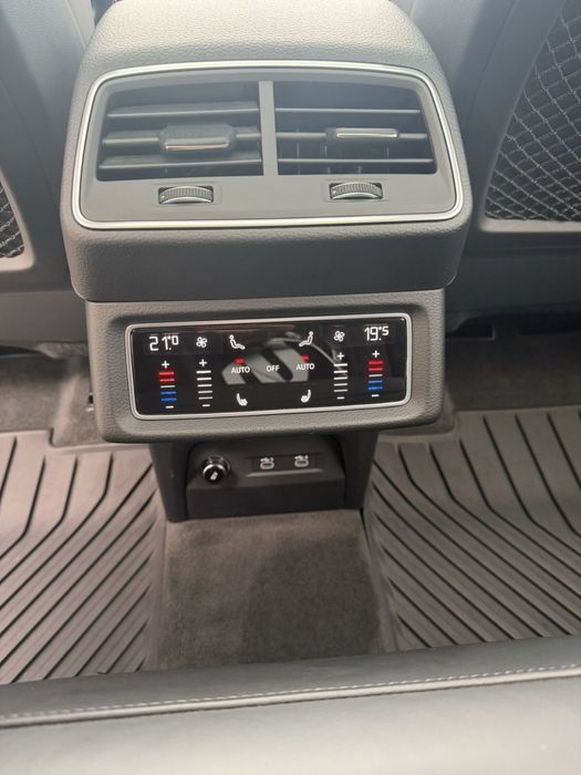 Audi e-tron 2020 VIN WA1VAAGE3MB018118 фото оголошення 8 з 8