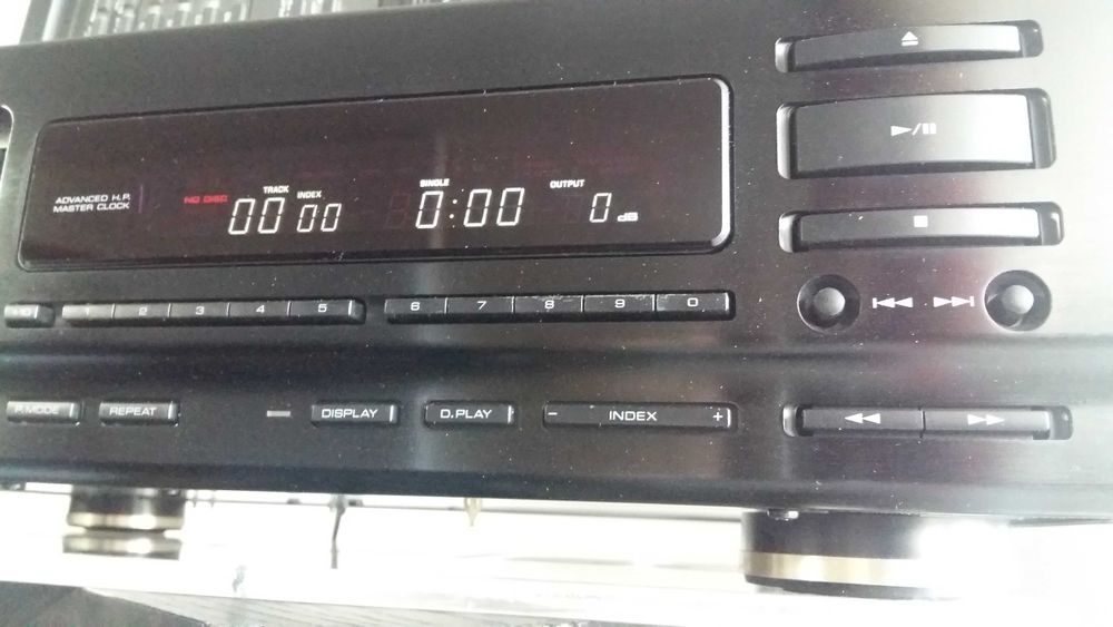 Odtwarzacz CD Kenwood DP-7060