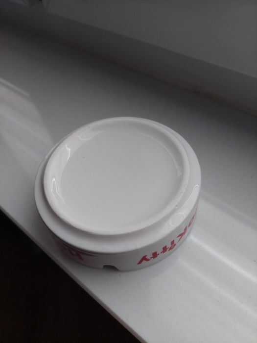 Popielniczka hello kitty