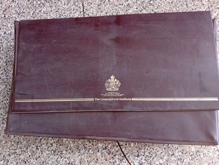 Curso de Francês em Vinil