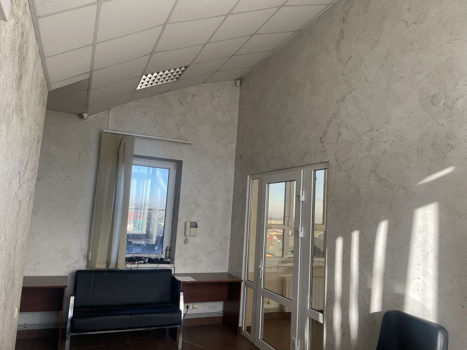 Продається не житлове офісне приміщення