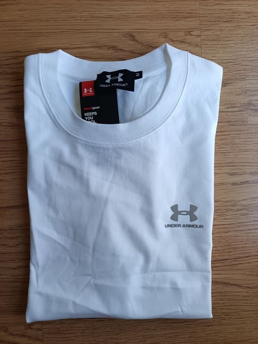 T-shirt Under Armour branca Refletiva, Tamanho M