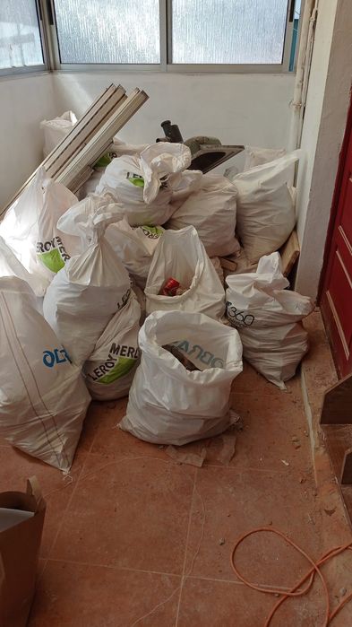 Remoção de entulho