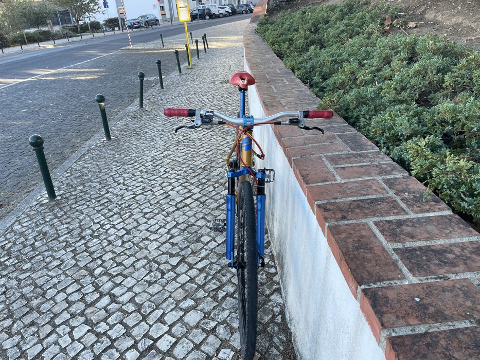 Commuter Gravel GT Bike