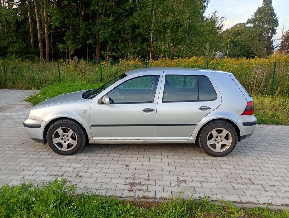Volkswagen Golf 4.  2002 rok