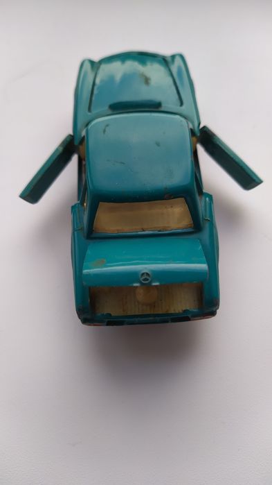 Модель машинки Mercedes