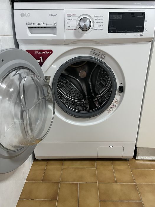Máquina de lavar e secar LG 8/5 kg