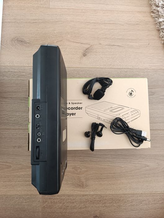 Касетний магнітофон T300-DE-S з USB та цифровим записом