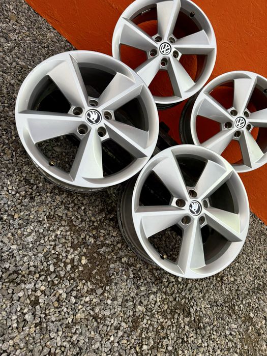 Диски R18 5.112 ET51 цо 57.1 гольф gti 5 6 7 шкода а5 а7 джета