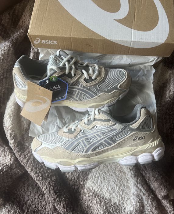 Nowe buty Asics Gel w rozmiarze 39 damskie
