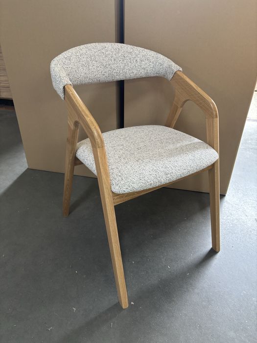 Nowoczesne krzesło tapicerowane dębowe glamour boho