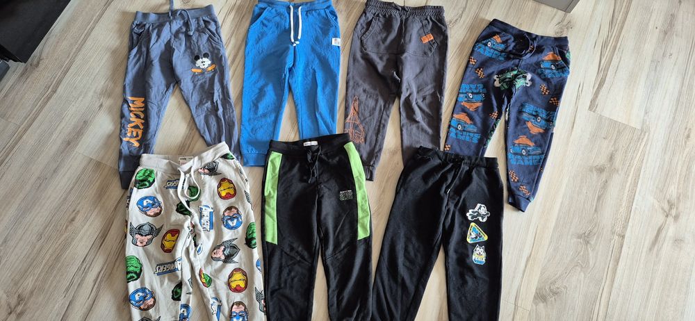 Zestaw spodni dresowych dla chłopca