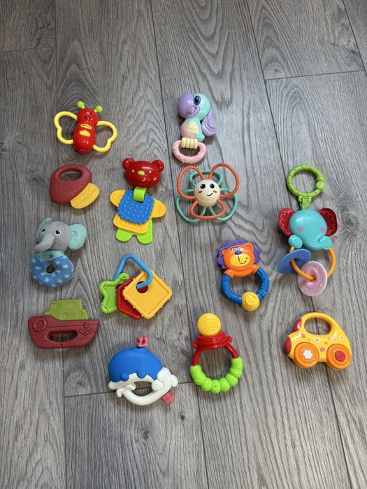 Іграшки для немовлят