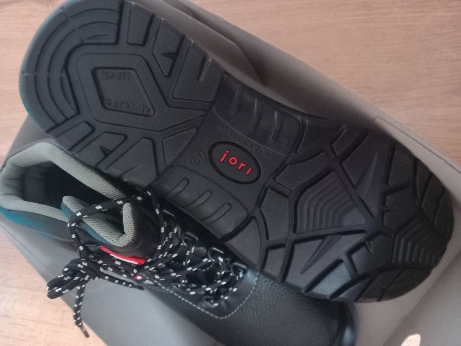 Buty robocze ze skóry 42 i 43