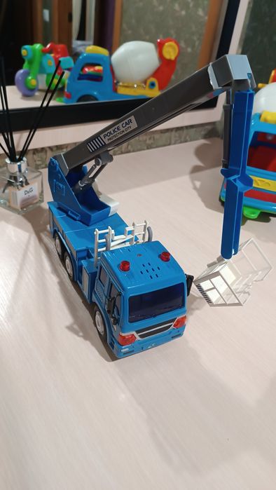 Іграшки дитячі, техніка для хлопчика.