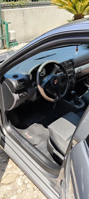 SEAT Leon — fotografia 8
