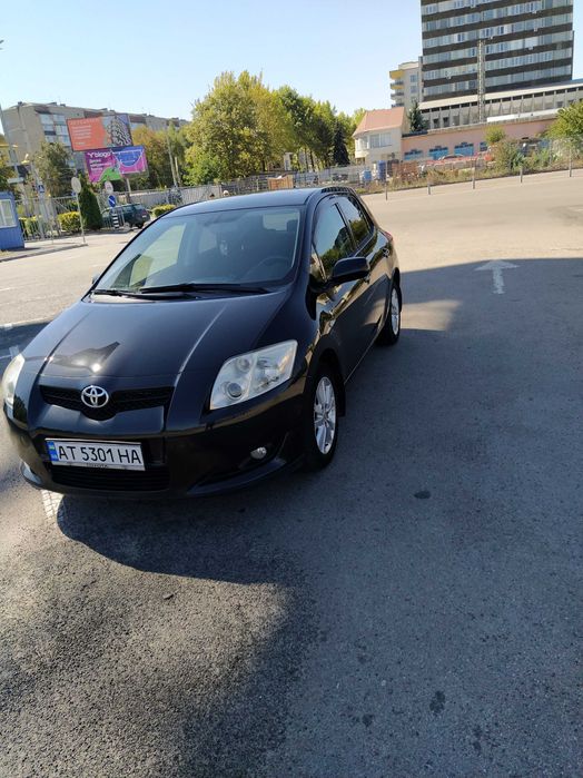 Автомобіль Toyota auris 2008