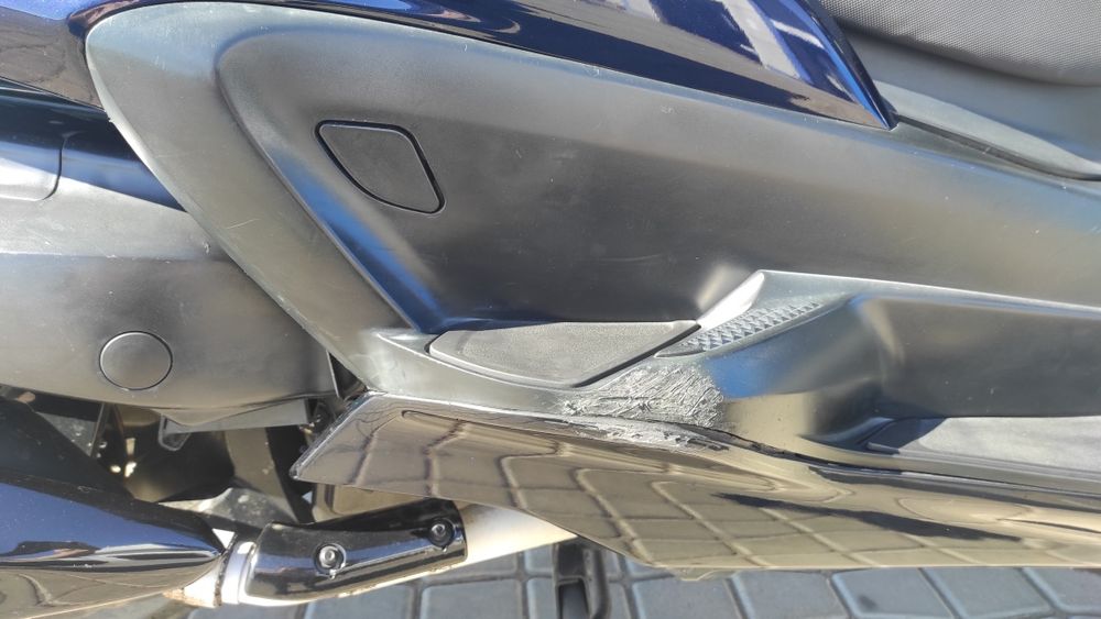 Продам Yamaha magesty 400