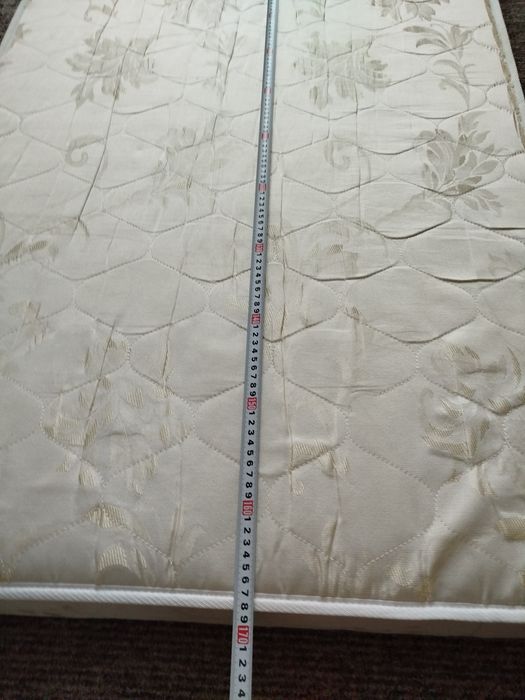 Дитяче ліжко з матрацом