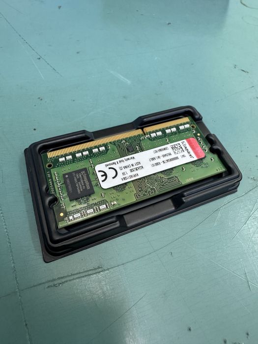 Nowa Pamięć RAM Kingston 4GB DDR3 1600MHz CL11 SODIMM do laptopa (KVR16S11S8/4)