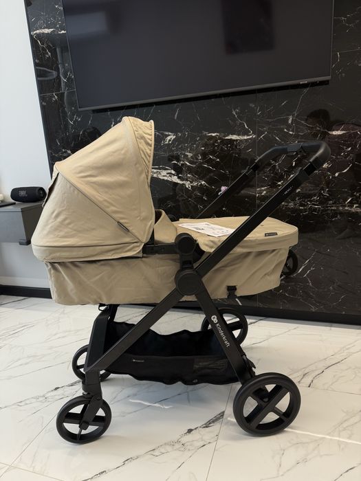 KINDERKRAFT - Комбінована коляска 3в1 NEWLY