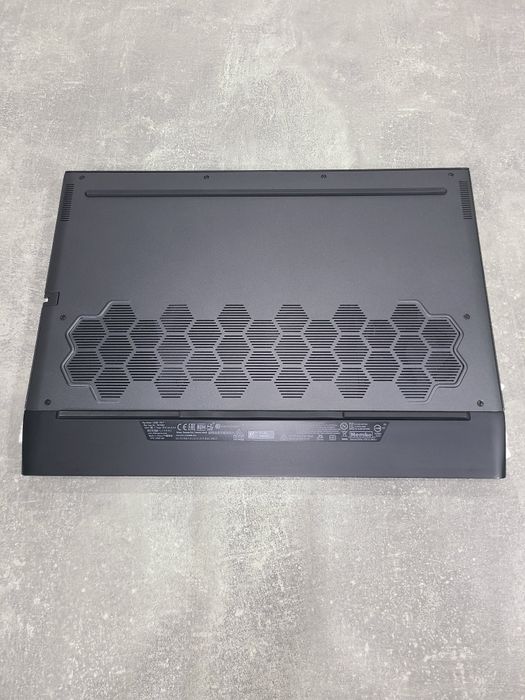 Dell Alienware m15 R3 — RTX 2070 Super / i7-10750H / преміальний gaming ноутбук