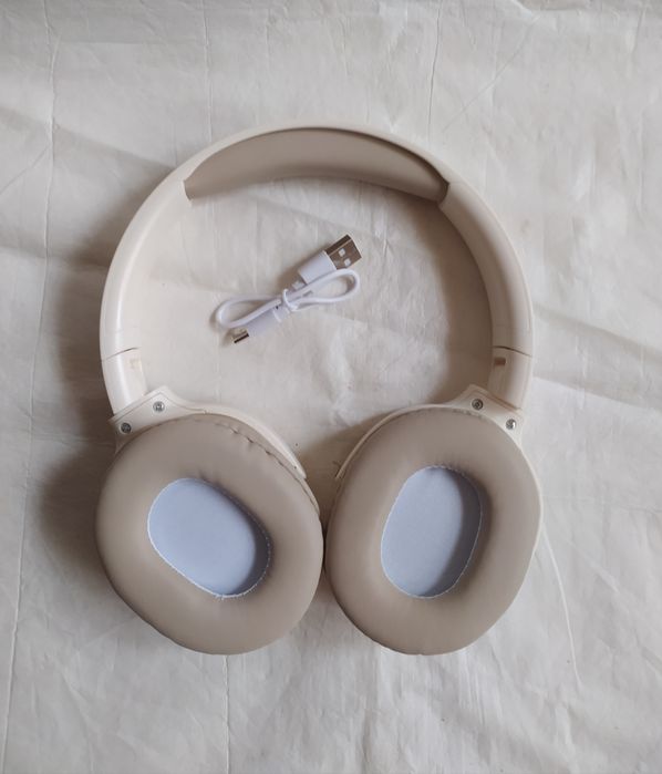 Bluetooth навушники накладні