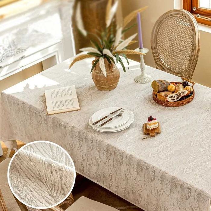 Скатертина мереживна "Пухнастий білий" 140*180/220см