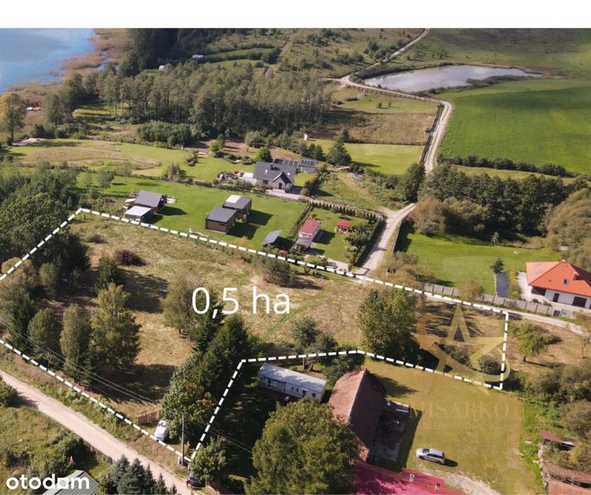 *Malownicza działka nad jeziorem Garbas*