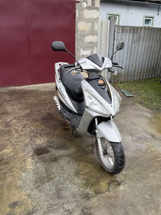 Скутер Skymoto 4Т (Phoenix)з документами