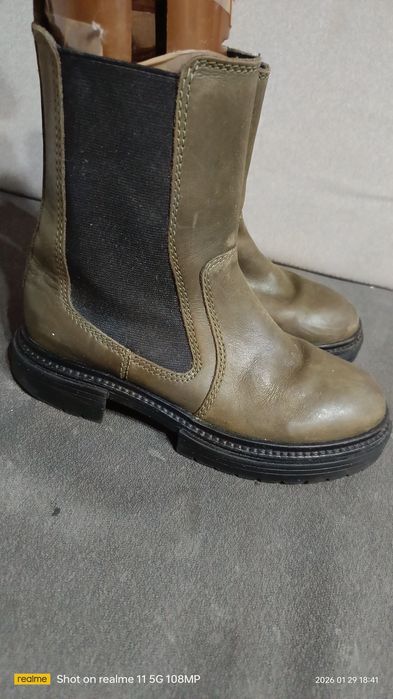 Botki dla dziewczynki firmy Zara.