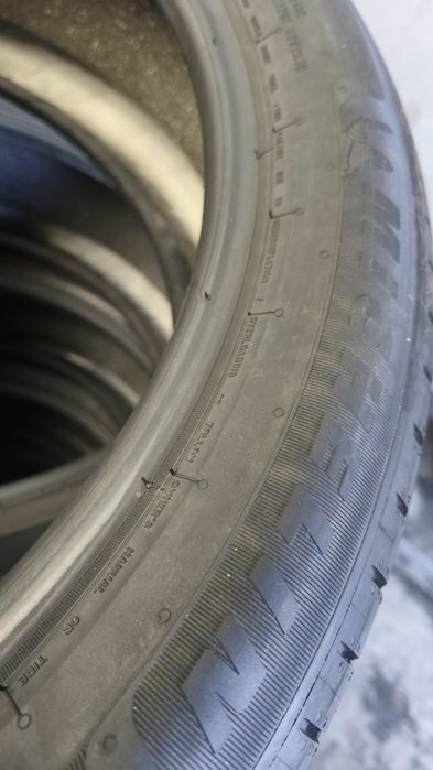 Pneus  215/50/19