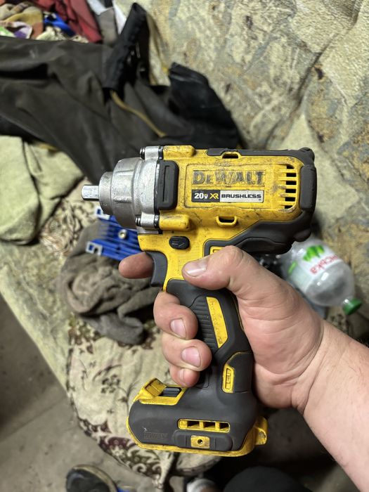 Dewalt dcf894 Гайковерт
