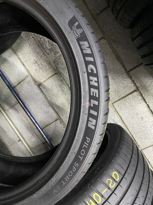 Літні шини 255/40 R20 (101W) MICHELIN