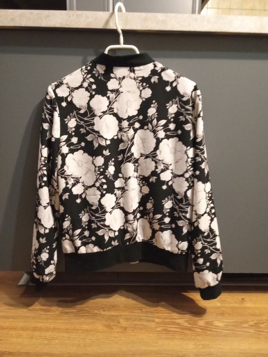 Bluza damska motyw kwiatowy rozmiar s