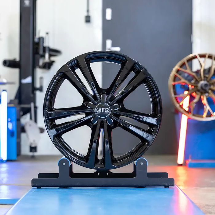 NOWE ORYGINALNE Felgi aluminiowe Audi 18" A3 A4 A6 A8 Q3 TT