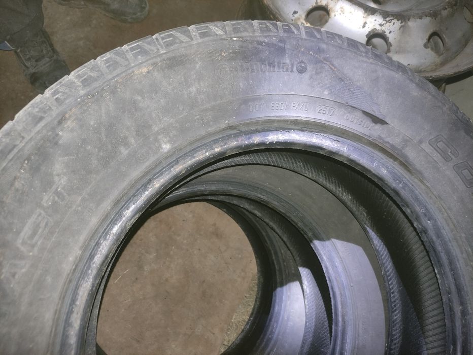 Шини континенталь 215 65 16