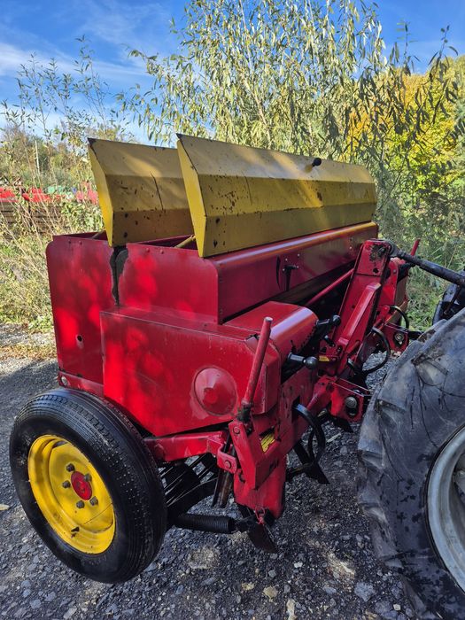 Сівлка з підкормкоюYUKO2000