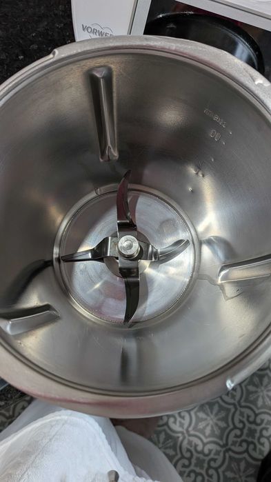 Bimby TM6 com pouco uso