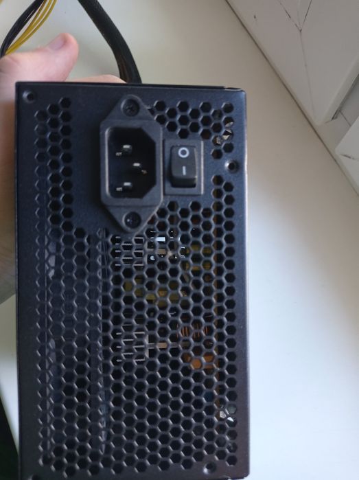 Блок питания Vinga 500 ватт + провод для питания пк
