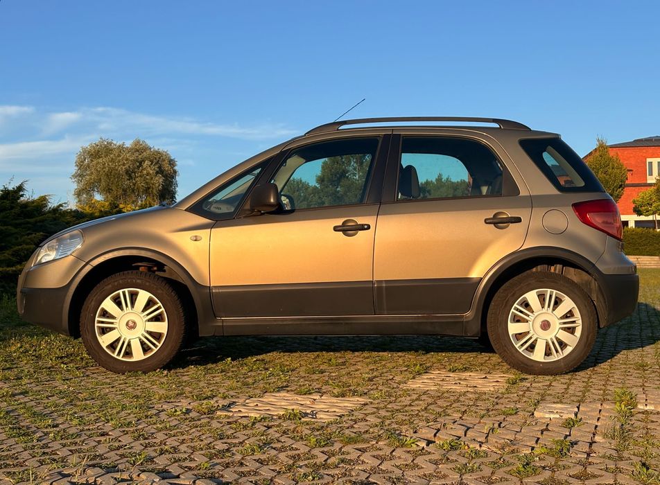Fiat Sedici 4x4 1.6 benzyna 2009  Suzuki SX4
