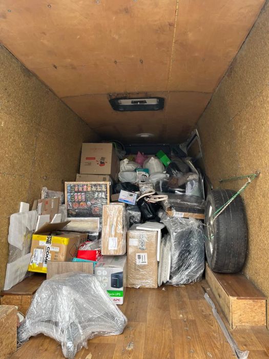 Вантажні перевезення + Вантажники