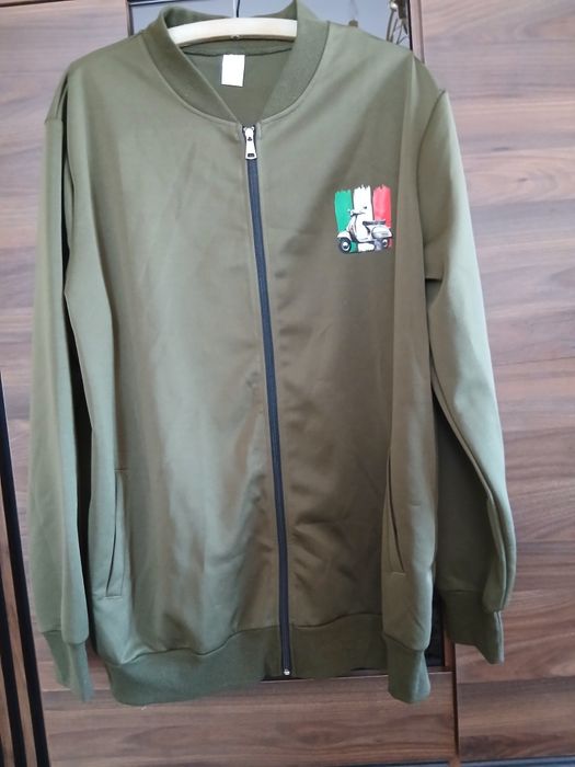 Bluza męska, nowa szer.pod pachami 63cm.