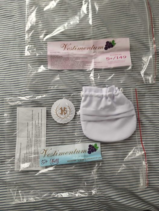 Alba dziewczęca. Komunia strój